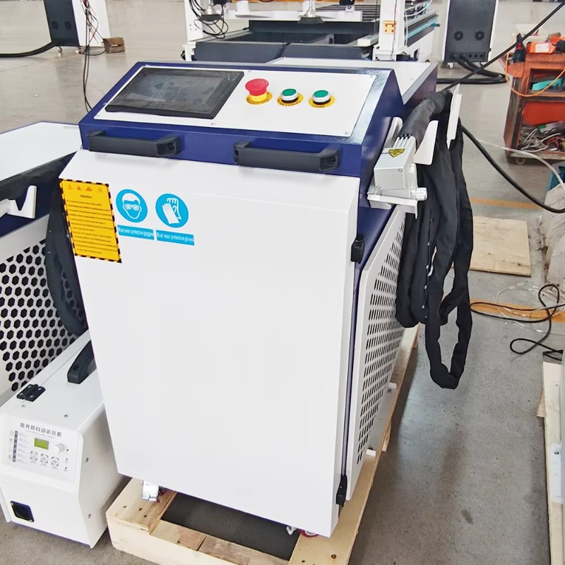 Handheld Laser Welding Machine - Kaynak Sonrası Yüzey Temizliği İçin Taşınabilir