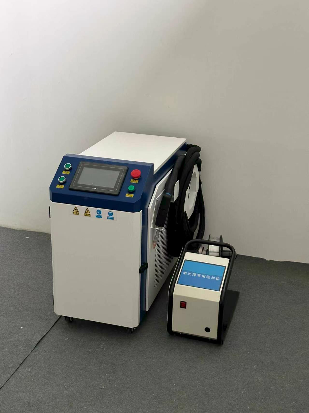 Yeni Tip Su Soğutmalı El Tipi  - Handheld Laser Welding Machine incelemesi ve fiyatı