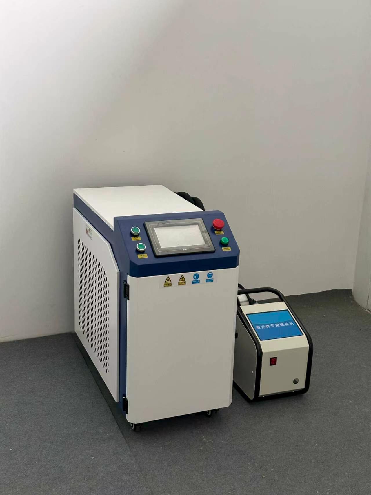 Yeni Tip Su Soğutmalı El Tipi  - Handheld Laser Welding Machine incelemesi ve fiyatı